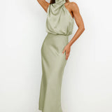 Carlina | Rochie lungă din satin cu decolteu halter