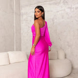 Luana – Rochie din satin cu design asimetric și fantă