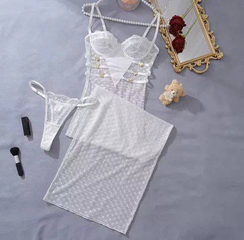 Izabela – Set lenjerie cu inimă din plasă
