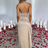 Teodora – Rochie maxi cu prezență clasică și elegantă