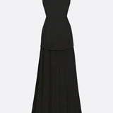 Lucia – Rochie lungă plisată cu decolteu barcă